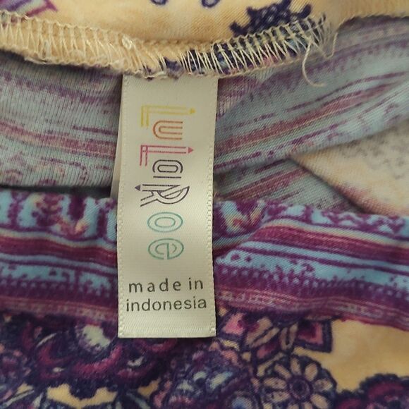 LulaRoe purple peach pink blue  Tall & Curvy leggings    Sz Tall and Curvy - Picture 5 of 6